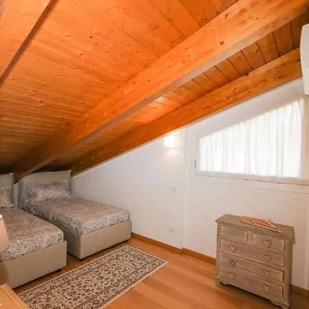 Апартаменты Bellavista Лено